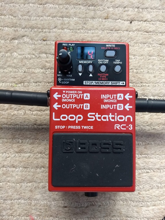 Gear review Boss RC3 Loop station SomeBeans